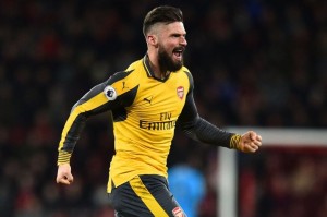  阿森纳门将低级失误，伯恩茅斯补时扳平抢关键一分  