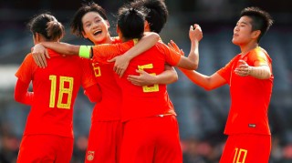  西汉姆联中场核心梅开二度助球队大胜伯恩利