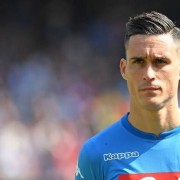  那不勒斯官宣续约当家射手奥斯梅恩  